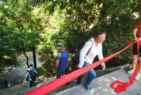 助力文旅市场 展示产投风采——乐动网页版·官方站在线登入-乐动(中国)
组织开展员工登山比赛活动(图7)