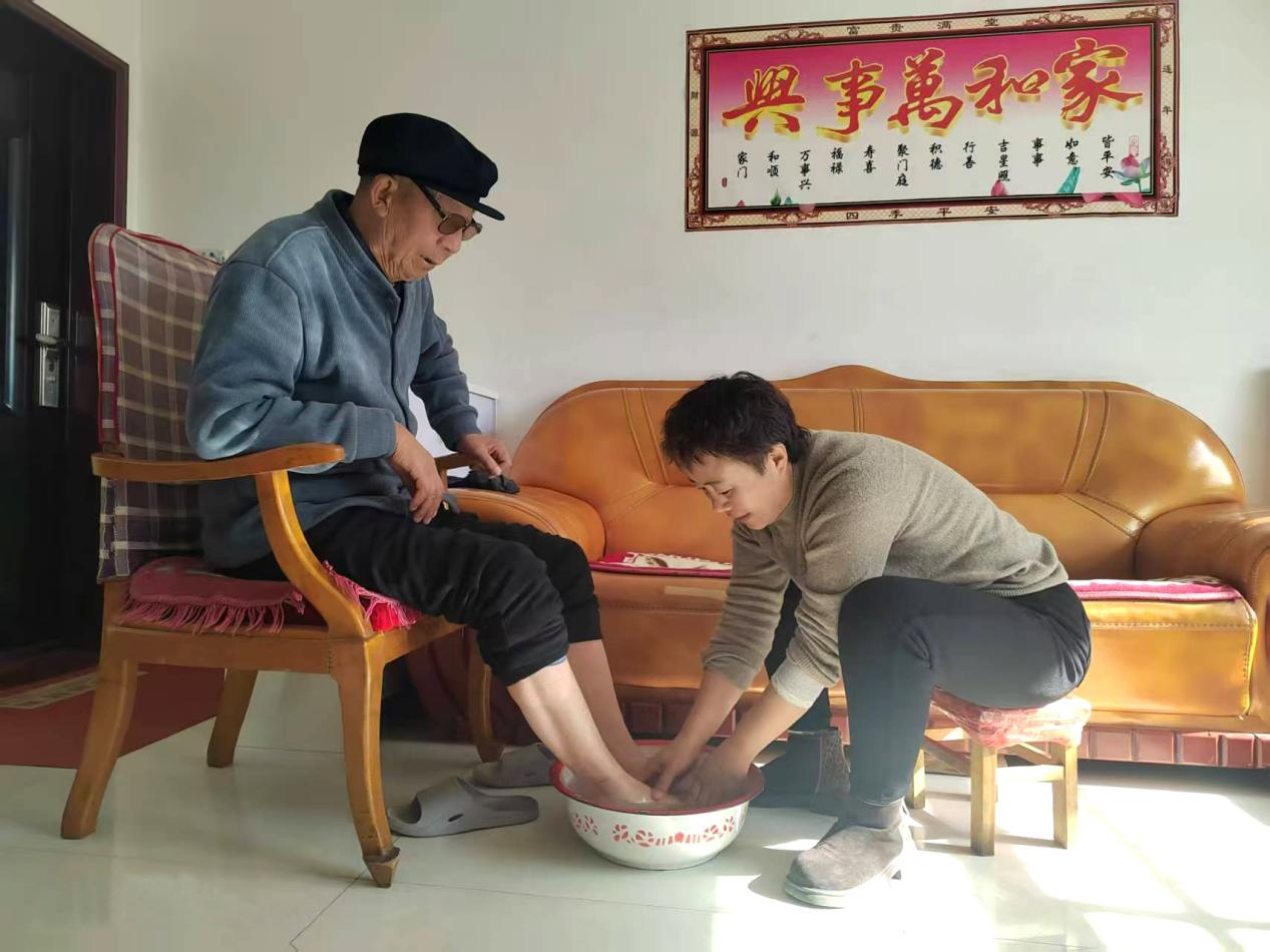 中共乐动网页版·官方站在线登入-乐动(中国)
委员会关于对2024年度“产投榜样”进行公示的公告(图5)